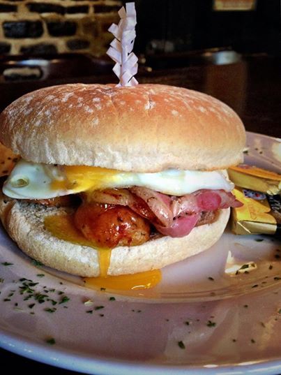 Full Breakfast Roll